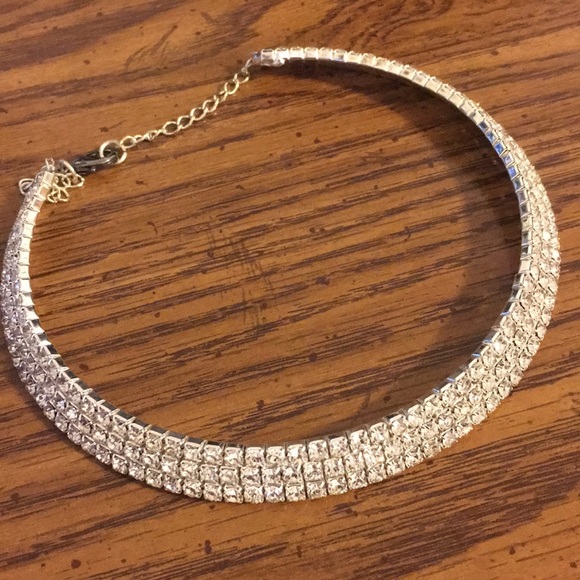 Spectacular Crystal Clavicle Choker - Picture 2 of 2